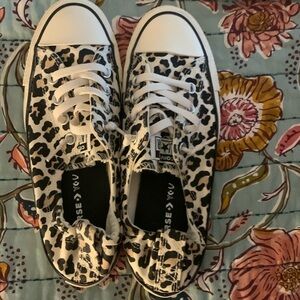 Converse shore liner